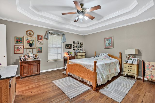 616 Spring Hill Road, Aubrey, TX 76227