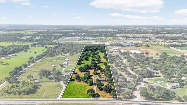 616 Spring Hill Road, Aubrey, TX 76227