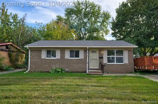 2017 Chateau Drive, Flint, MI 48504