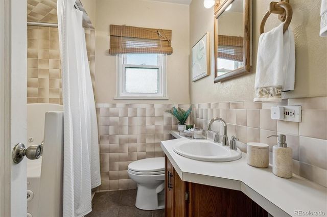 3912 S Cherokee Street, Englewood, CO 80110
