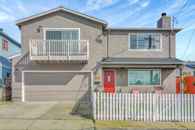 1336 Luxton Street, Seaside, CA 93955