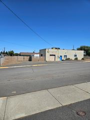 84 SW K Street, Madras, OR 97741