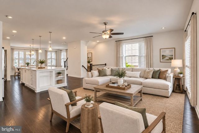 3061 ALAN SHEPARD ST, Herndon, VA 20171