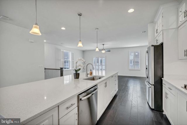 3061 ALAN SHEPARD ST, Herndon, VA 20171