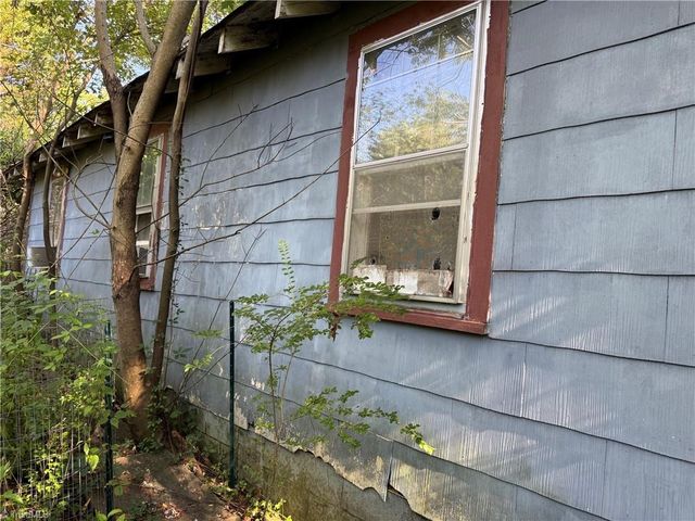 235 McGlamery Road, Wilkesboro, NC 28697