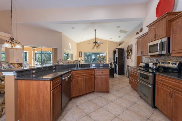 22 SEATHORN PATH, Palm Coast, FL 32164