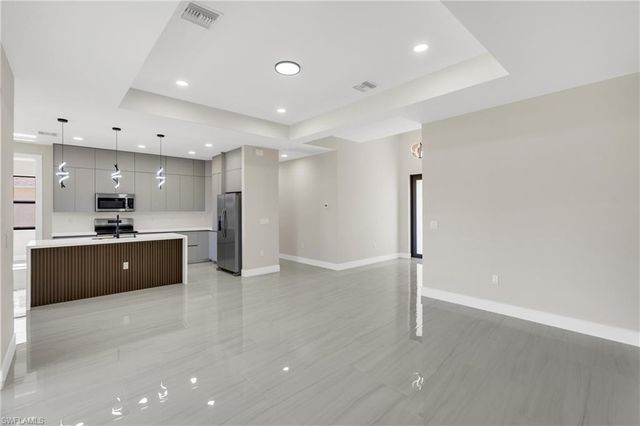 507 Trinity ST E, Lehigh Acres, FL 33974