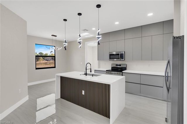 507 Trinity ST E, Lehigh Acres, FL 33974