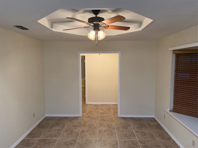 1058 E Jefferson Street, Van Alstyne, TX 75495