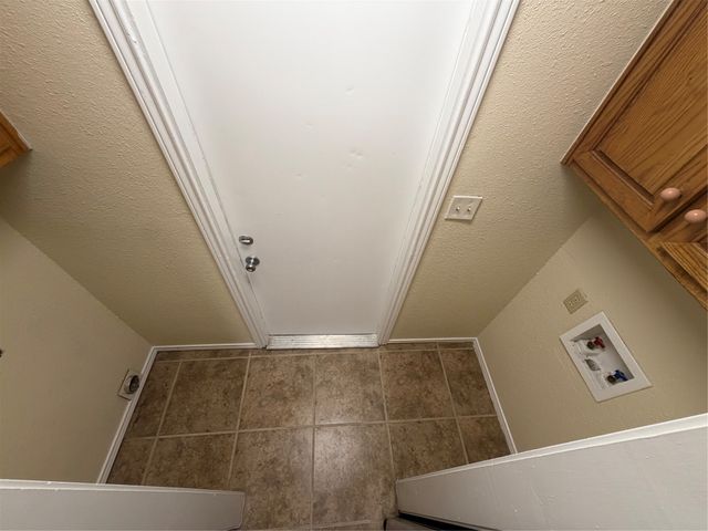 1058 E Jefferson Street, Van Alstyne, TX 75495