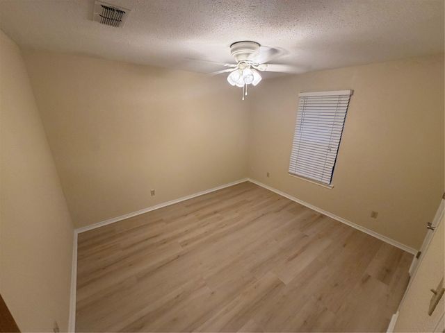1058 E Jefferson Street, Van Alstyne, TX 75495