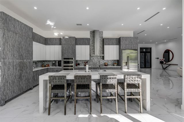 250 NW 129th Ave, Miami, FL 33182