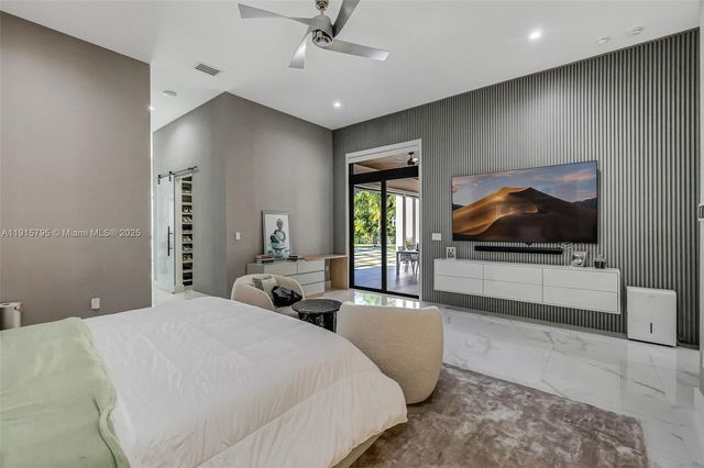 250 NW 129th Ave, Miami, FL 33182