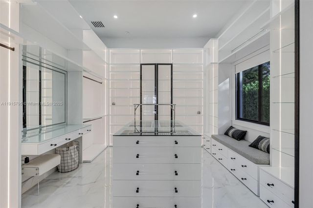 250 NW 129th Ave, Miami, FL 33182