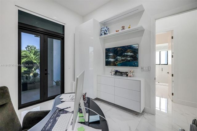 250 NW 129th Ave, Miami, FL 33182