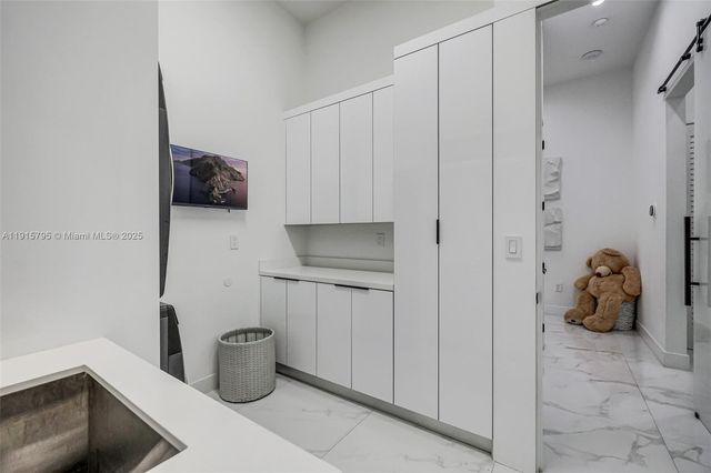 250 NW 129th Ave, Miami, FL 33182