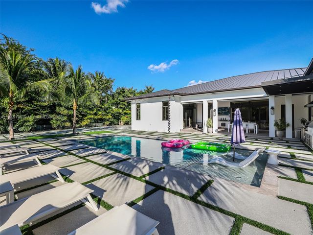 250 NW 129th Ave, Miami, FL 33182