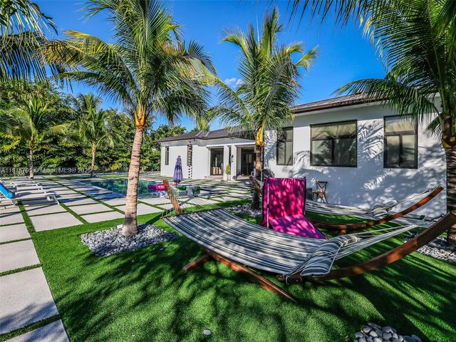 250 NW 129th Ave, Miami, FL 33182