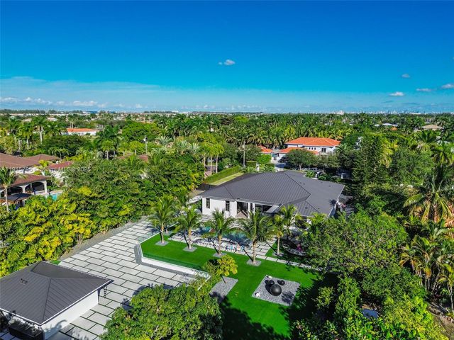 250 NW 129th Ave, Miami, FL 33182