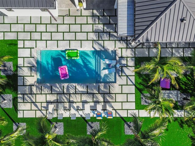 250 NW 129th Ave, Miami, FL 33182