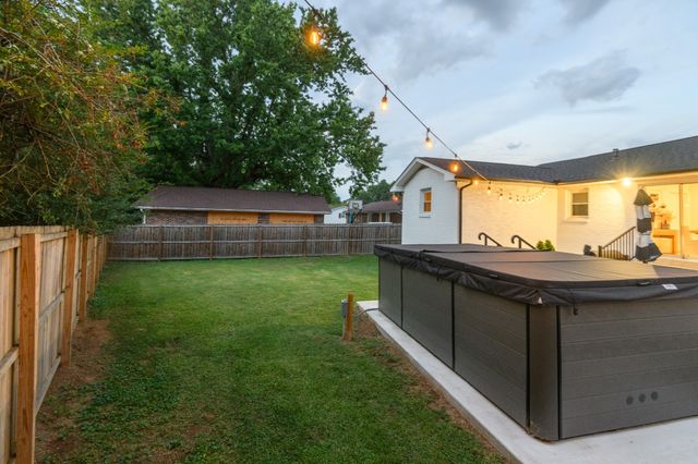 103 Rosewood Drive, Shelbyville, TN 37160