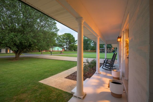 103 Rosewood Drive, Shelbyville, TN 37160