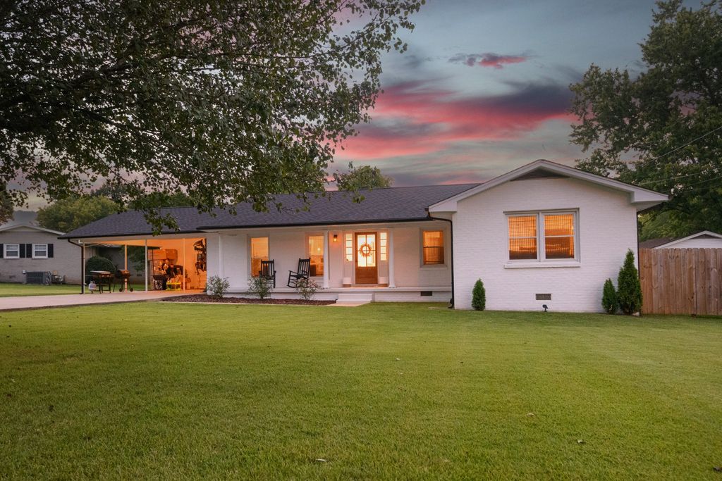 103 Rosewood Drive, Shelbyville, TN 37160