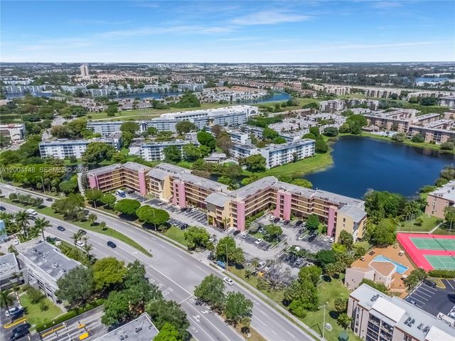 8775 Park Blvd 406, Miami, FL 33172