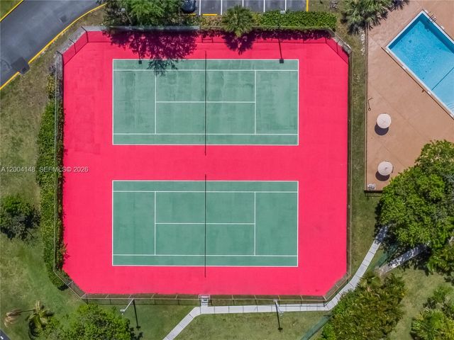 8775 Park Blvd 406, Miami, FL 33172