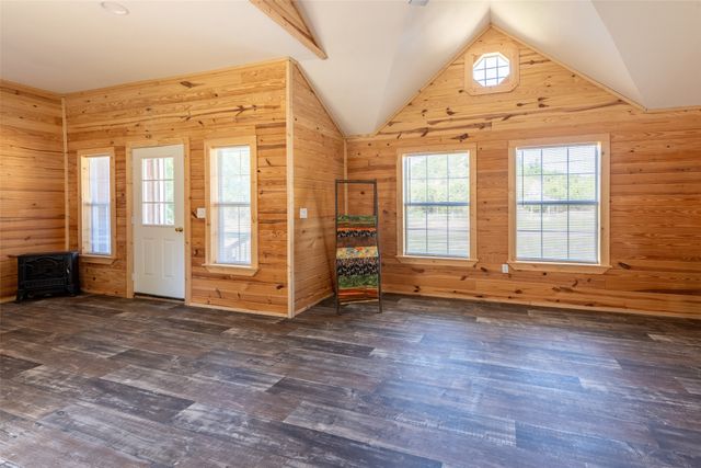 19170 FM 1602, Hico, TX 76457