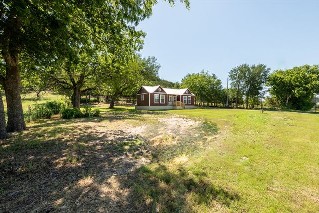 19170 FM 1602, Hico, TX 76457