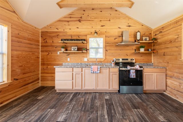 19170 FM 1602, Hico, TX 76457