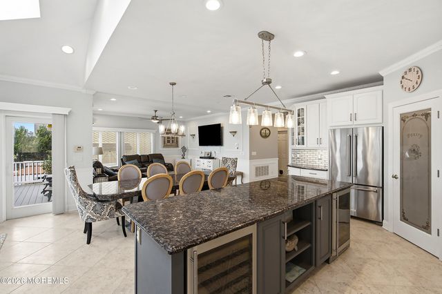 112 Grand View Drive, Toms River, NJ 08753