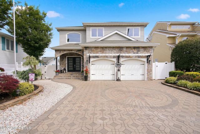 112 Grand View Drive, Toms River, NJ 08753