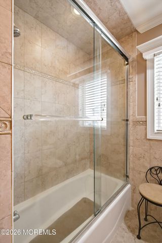 112 Grand View Drive, Toms River, NJ 08753