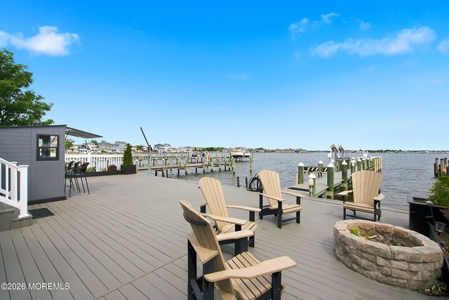 112 Grand View Drive, Toms River, NJ 08753