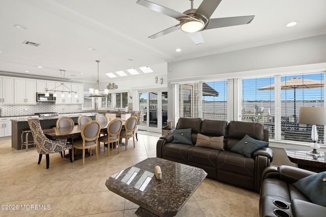 112 Grand View Drive, Toms River, NJ 08753