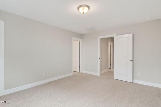 554 Barrington Row Avenue, Zebulon, NC 27597