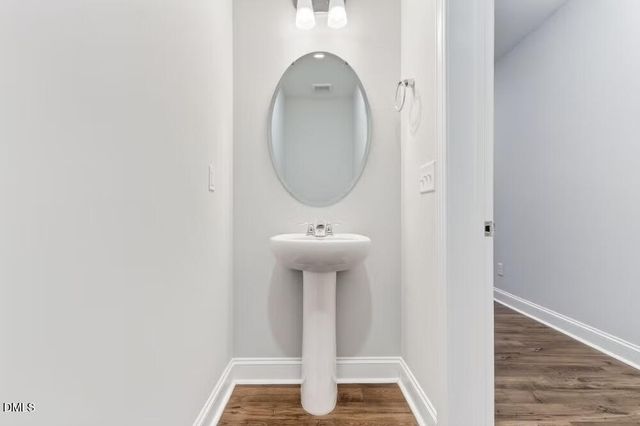 554 Barrington Row Avenue, Zebulon, NC 27597