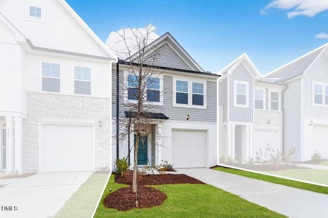 554 Barrington Row Avenue, Zebulon, NC 27597