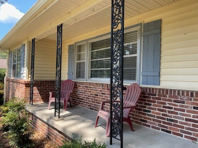 608 Bragg Cir, Tullahoma, TN 37388