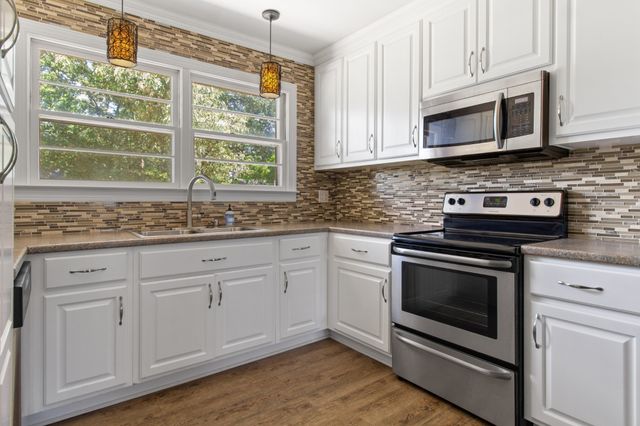 608 Bragg Cir, Tullahoma, TN 37388