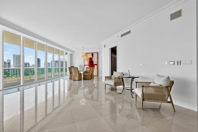 20155 NE 38th Court 2201, Aventura, FL 33180