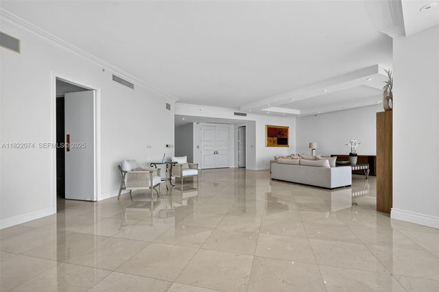 20155 NE 38th Court 2201, Aventura, FL 33180