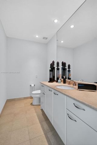 20155 NE 38th Court 2201, Aventura, FL 33180