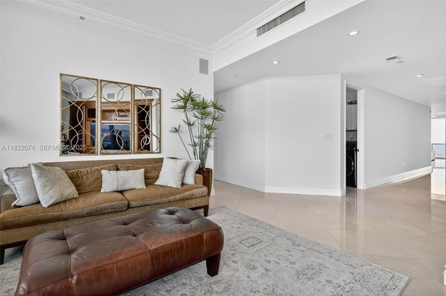 20155 NE 38th Court 2201, Aventura, FL 33180