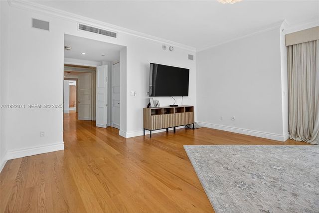 20155 NE 38th Court 2201, Aventura, FL 33180