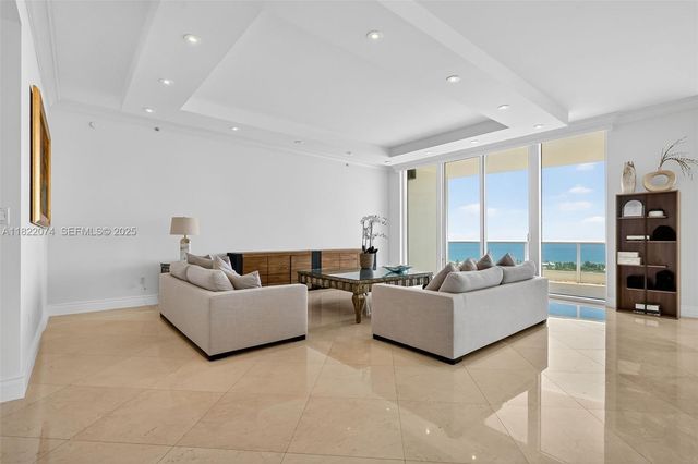 20155 NE 38th Court 2201, Aventura, FL 33180