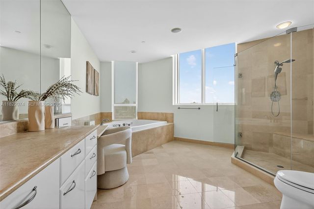 20155 NE 38th Court 2201, Aventura, FL 33180