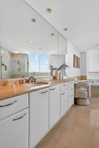 20155 NE 38th Court 2201, Aventura, FL 33180